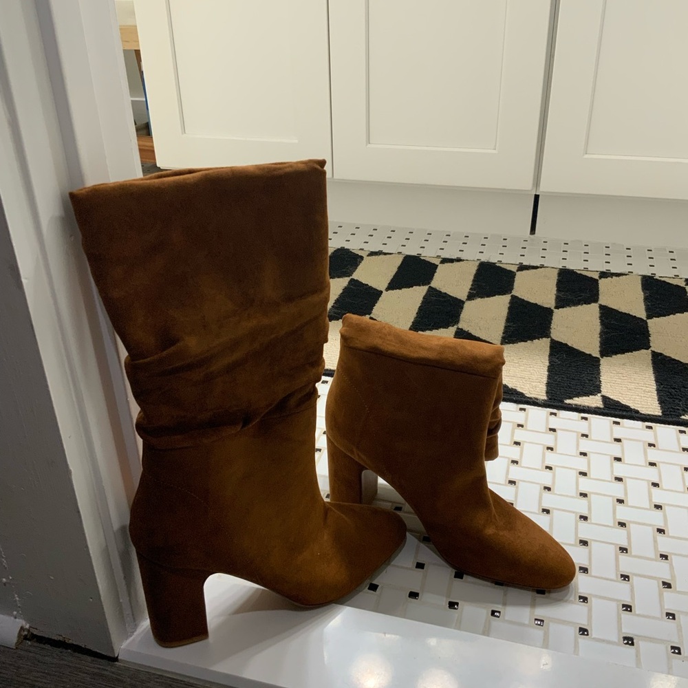 Chinese Laundry Tan Suede Heeled Boots